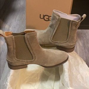 Ugg Waterproof Hillhurst Boot - priced to sell